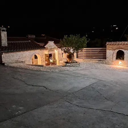 Σπίτι διακοπών Ermis *
